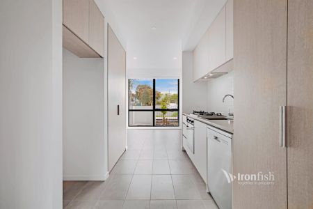 2 Bed, 2 Bath - Photo 4