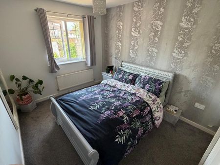 3 bedroom semi-detached house to rent - Photo 2
