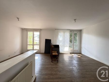 Location Appartement 3 pièces 84m² MONTIGNY LES METZ 57950 - Photo 2