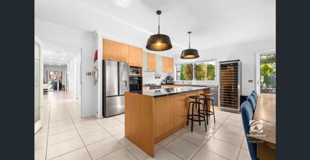 WELL ESTABLISHED WITH SHED - Photo 3