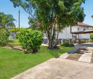 Renovated Home in Prime Sherwood Location - Photo 6