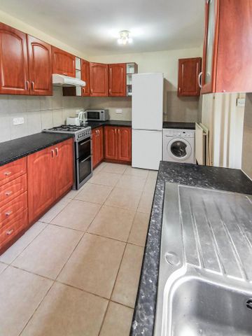 5 bedroom detached house to rent - Photo 5