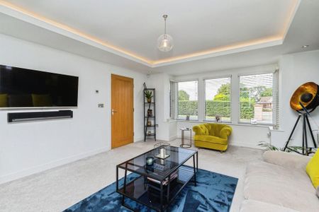 5 bedroom detached house to rent - Photo 3