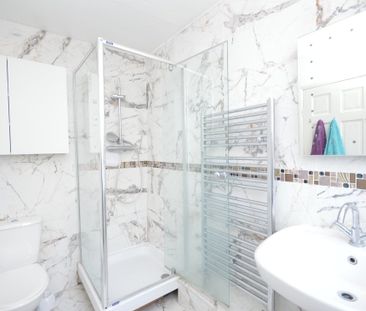 3 bedroom house - Photo 3