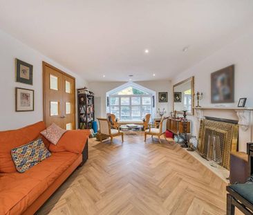 3 bedroom detached house to rent - Photo 2