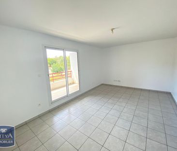 Location Appartement 2 pièces 58m² ST DENIS 97400 - Photo 2