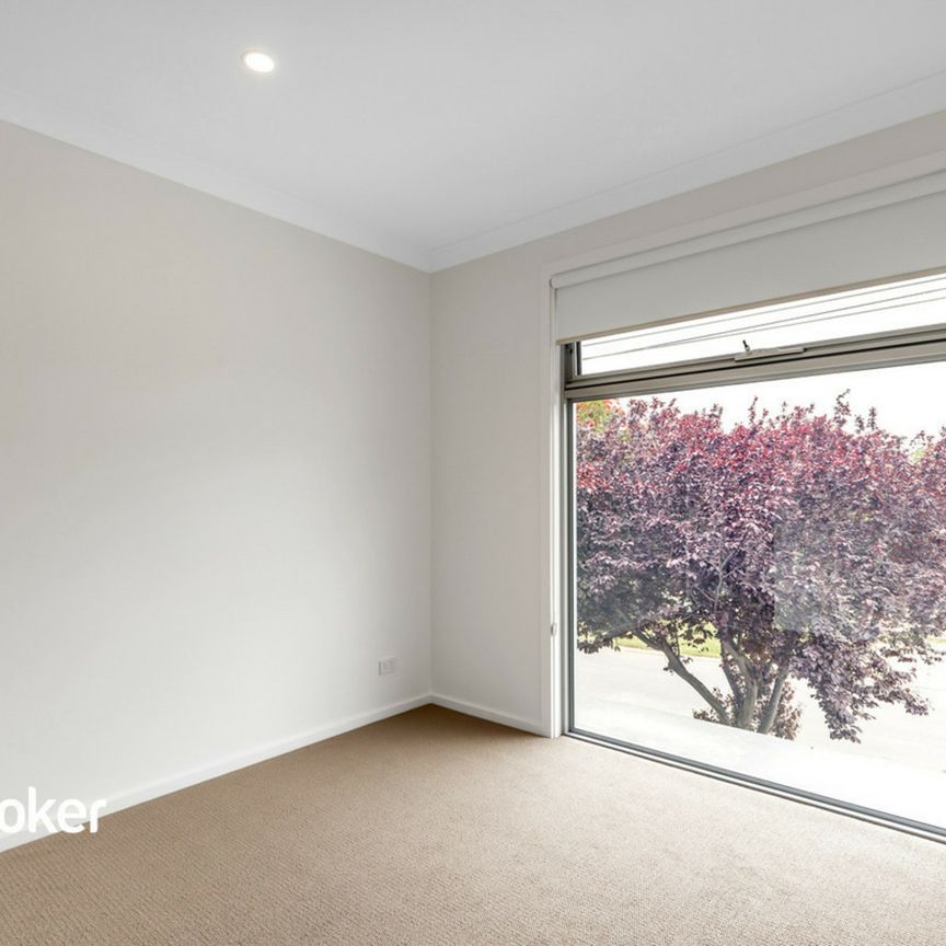 1/10 Loral Street, Modbury SA, Belconnen - Photo 1