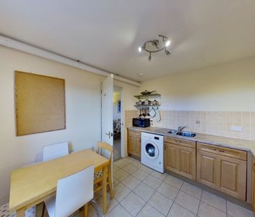 2 bedroom apartment to rent - Photo 4