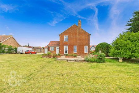 4 bedroom detached house to rent - Photo 4