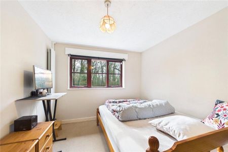 1 bedroom semi-detached house to rent - Photo 3