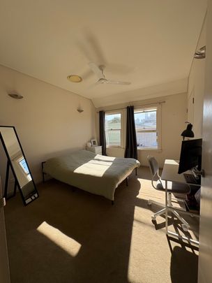 Woolloomooloo - Photo 1