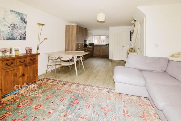 2 bedroom semi-detached house to rent - Photo 1