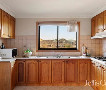 13 Greenhills Road, Bundoora, Vic 3083 - Photo 2