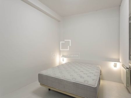 2 Bedroom apartment for rent in Goya, Madrid - Photo 4