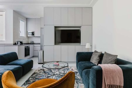 1 room luxury Flat for rent in Madrid, Autonomous Region of Madrid - Photo 4