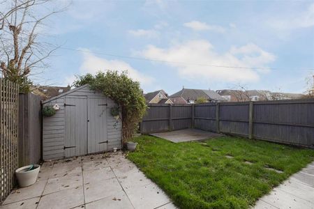 3 bedroom apartment to rent - Photo 4