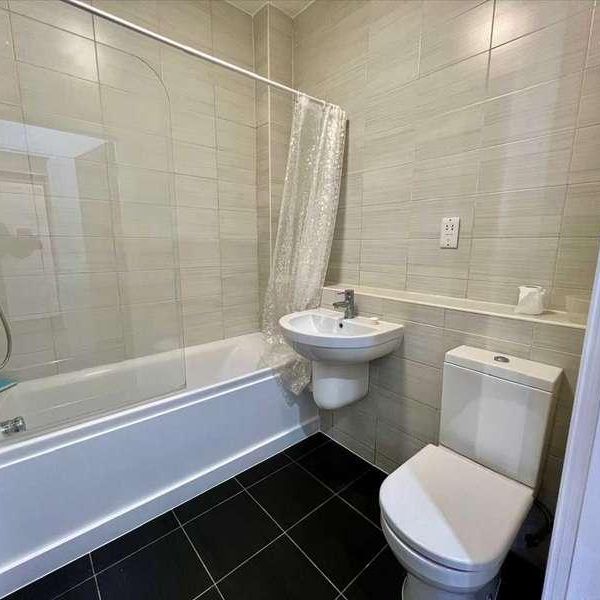 Arlington Court,hawtrey Close, SL1 - Photo 1