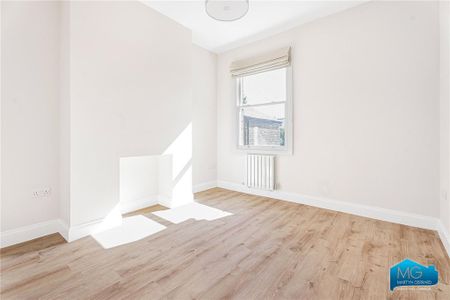 4 bedroom terraced house to rent - Photo 5