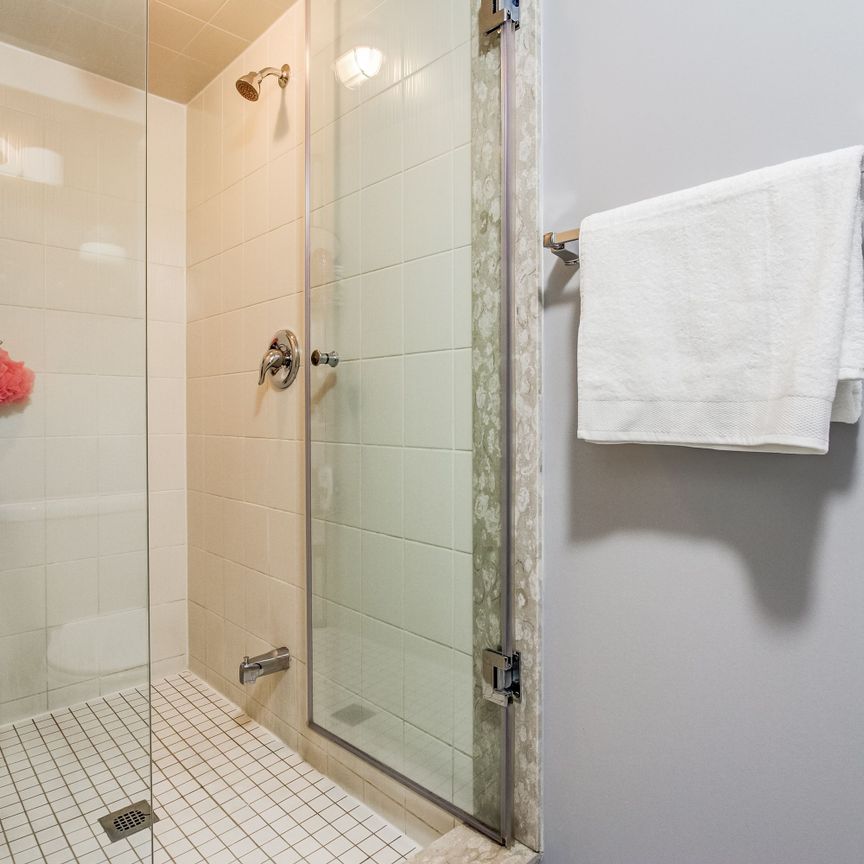 For Lease - 2450 Post Road Unit# 16, Oakville, Ontario - Photo 1