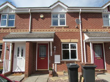 Terraced House to rent on - Photo 3
