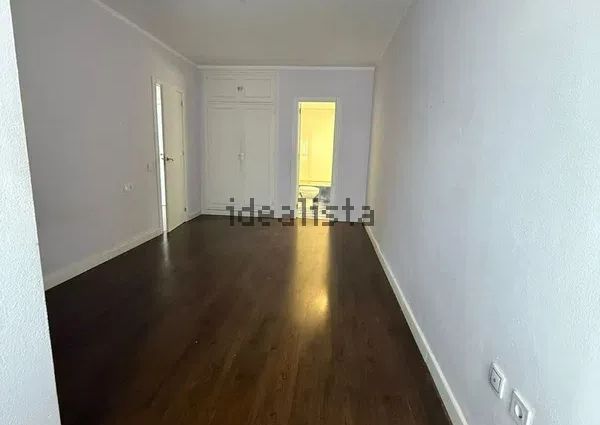 Alquiler de piso en Zona San José - Varela