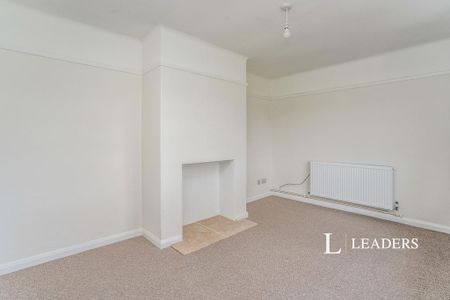 3 bedroom bungalow to rent - Photo 2