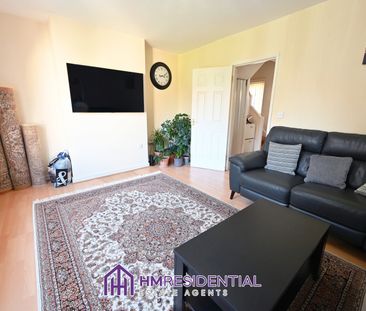 Available 25/04/2026 A 3 Bed House on Southmead Avenue, Blakelaw, N... - Photo 1