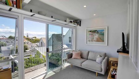 For Rent: Studio Apartment with Parking in the... - Photo 5