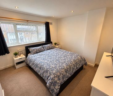 Aldbury Rise, Allesley Park, Coventry - Photo 4