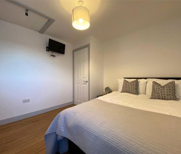 1 bedroom property to rent - Photo 2