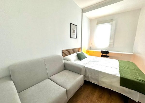 Avenida del Manzanares, Madrid, Community of Madrid 28011