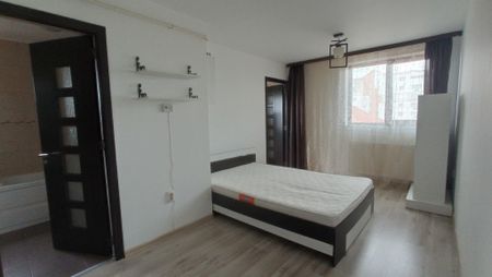 Garsoniera in BLOC NOU in Obcini - Fotografie 3