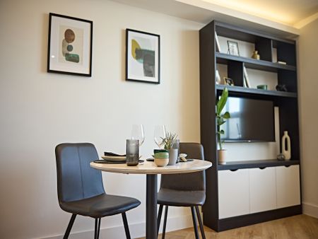 Apt 0210, Live Oasis Eastgate - Photo 4