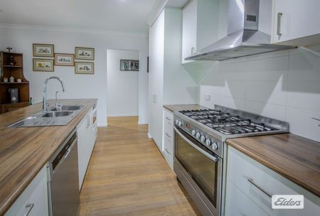34 Stanton Drive - Photo 3