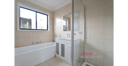 Step Up to Comfortable Living! - Photo 5