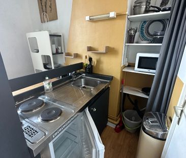 Location Appartement 1 pièce 15m² - Photo 3