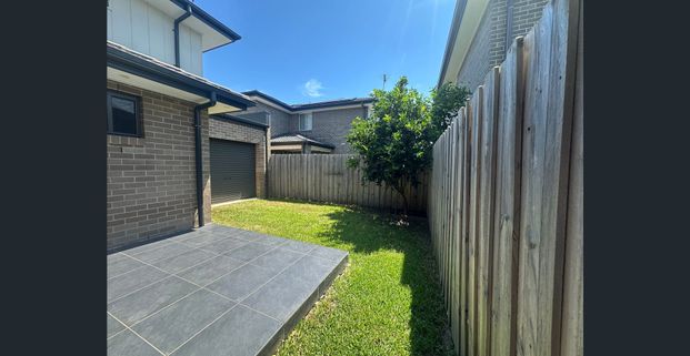 Modern family home in a sought-after pocket - Photo 1