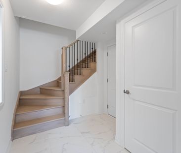 For Lease - 12 Feather Road, Welland, Ontario - Photo 1