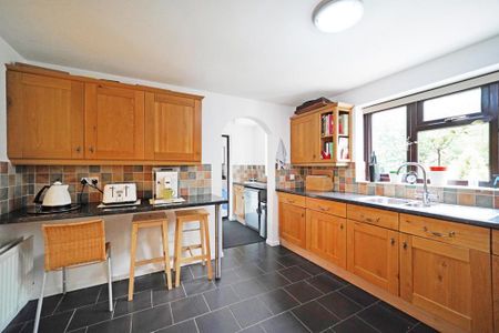 5 bedroom detached house to rent - Photo 5