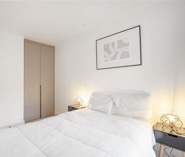 3 bedroom apartment to rent - Photo 4