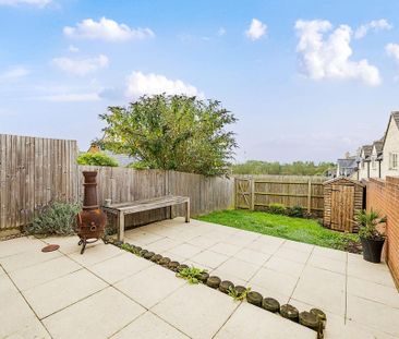 3 bedroom semi-detached house to rent - Photo 3