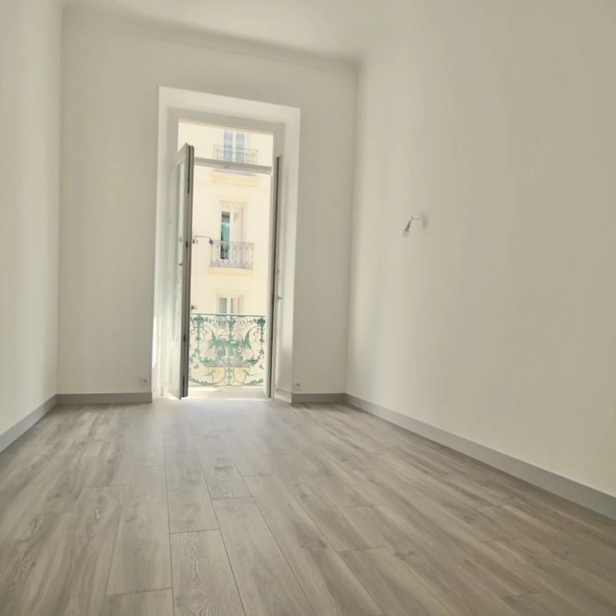 Location Appartement 3 pièces 71m² NICE 06000 - Photo 1