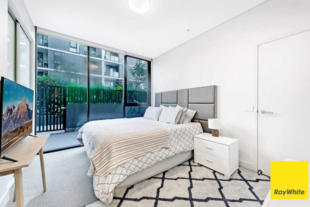 Spacious Two Bedroom Apartment For Rent In Wentworth Point - Photo 4