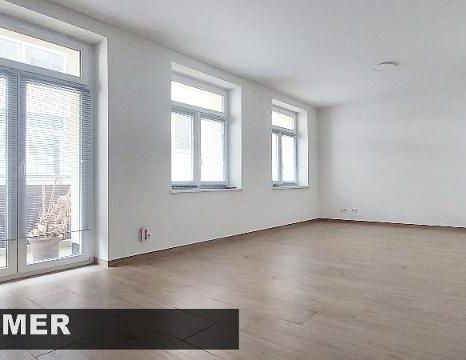 Terrasse, Einbauküche, Fußbodenheizung, was will man mehr??? - Photo 1