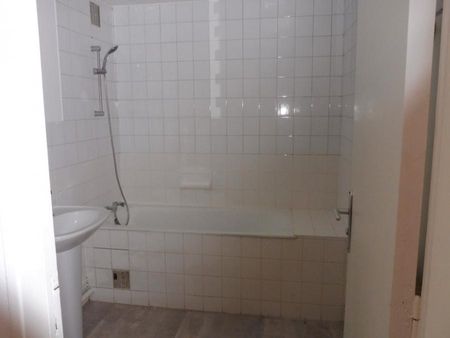 maison Buxerolles 4 pièces de 110m² - Photo 2