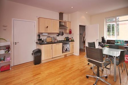 2 bedroom terraced house to rent - Photo 5