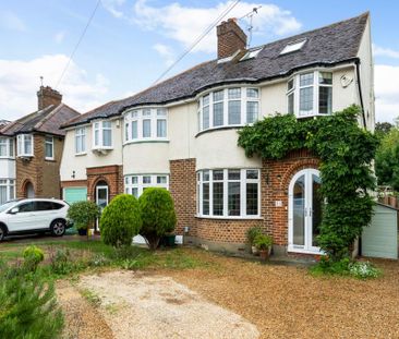 4 bedroom semi-detached house to rent - Photo 3