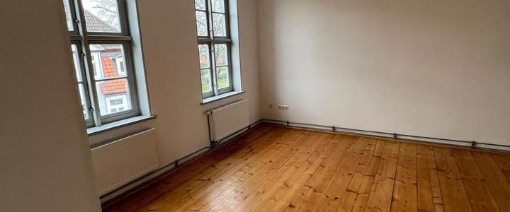 Großzügige 5-Zimmer-Altbauwohnung im Zentrum von Helmstedt - Foto 1