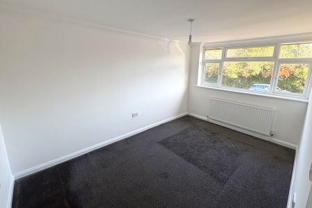 Inkerman Road, Woking, Surrey, GU21 - Photo 3
