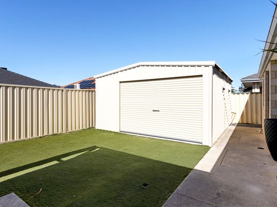 Air Con - Powered Workshop - Good Size Home - Photo 1